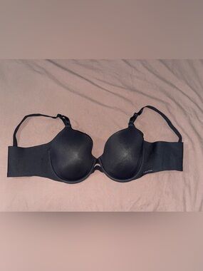 Calvin Klein Black Molded T-Shirt Bra - Smooth Contour
